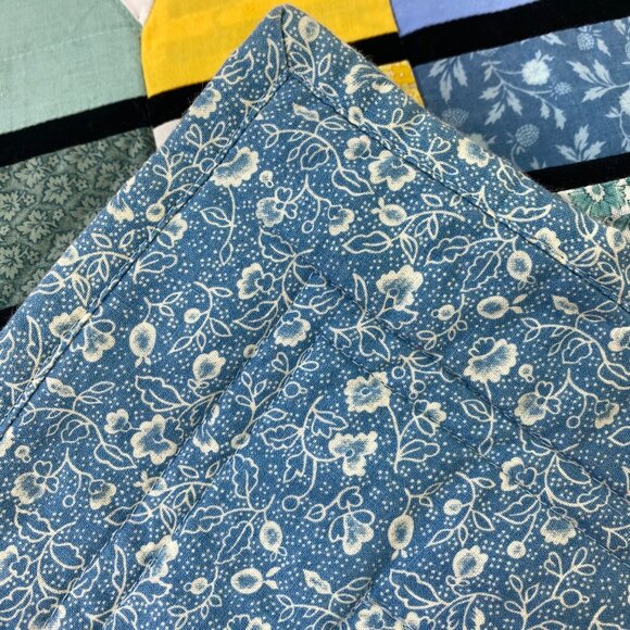 Handmade Patchwork Quilt With Colorful Pencil Design & Floral Backing - Picture 2 of 6